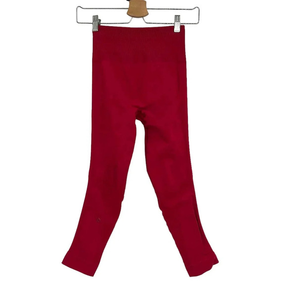 Lululemon Zone In Tight Cranberry Red Size 4 - Picture 4 of 7